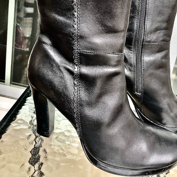 Charles by Charles David Boots Size 7 1/2 - Picture 3 of 15